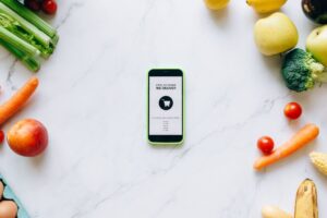 cara meningkatkan penjualan makanan secara online
