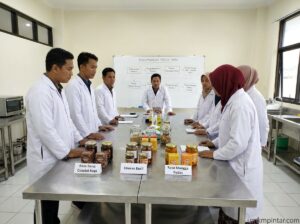 Mengembangkan Varian Rasa atau Ukuran Produk Baru