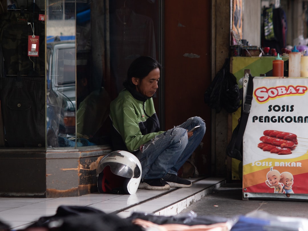 tips mengatur jam kerja karyawan toko retail