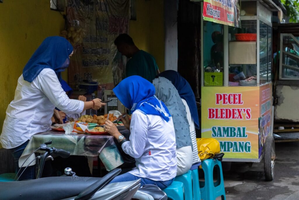 cara menghemat biaya operasional warung